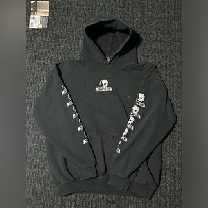 SKATE HOODIE (Medium)